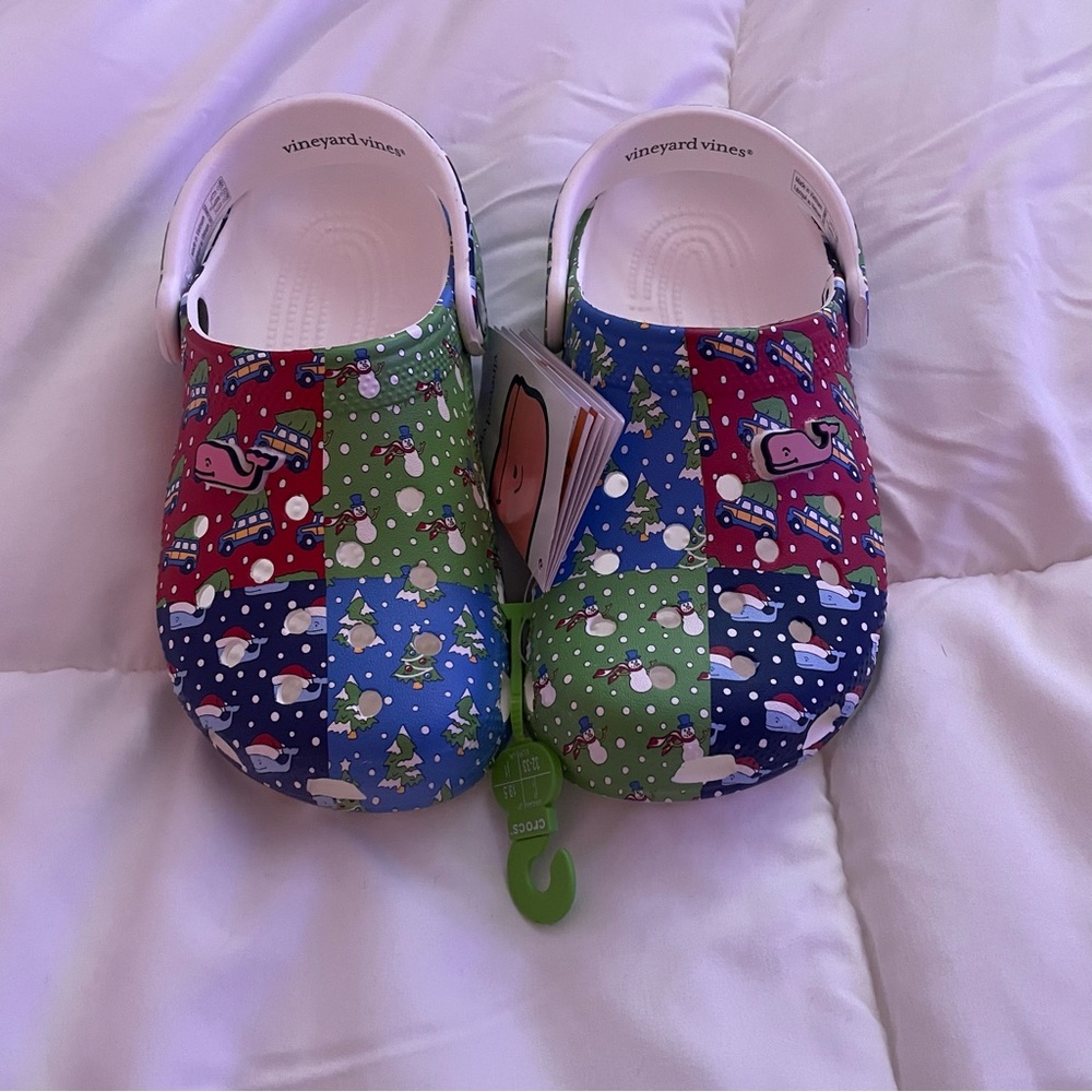 Crocs Kids Classic vineyard vines Clog Junior Size 1 J1 NEW Christmas Multicolor